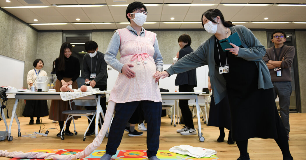 It Took Decades, but Japan’s Working Women Are Making Progress