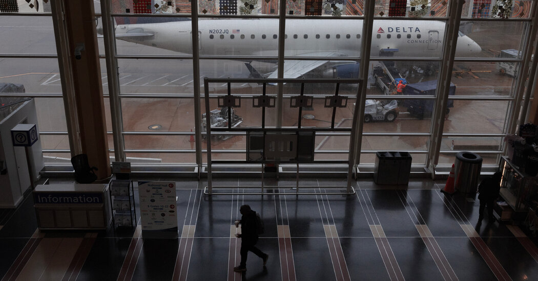 Senate Races to Pass Bill to Reauthorize FAA and Improve Air Travel