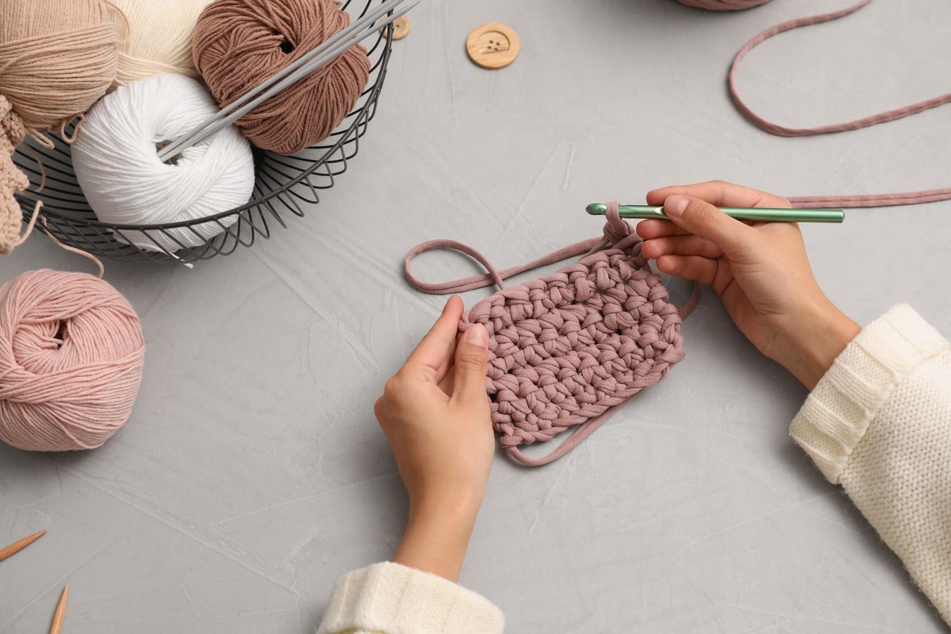 The Best Hobby Kits For DIY-Loving Moms
