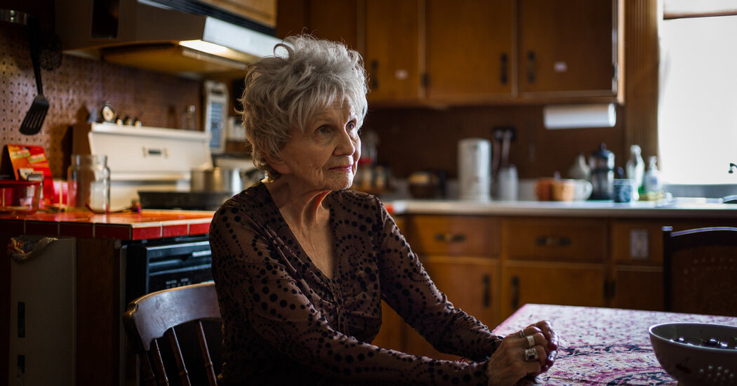 Appreciating Alice Munro, Who Brought Innovation to Short Fiction