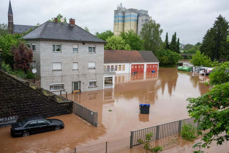 A view of flooding of the River Theel, which inundated parts of Lebach town center. Harald Tittel/dpa