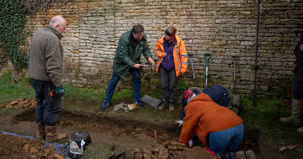 Amateur Historians Heard Tales of a Lost Tudor Palace. Then, They Dug It Up.