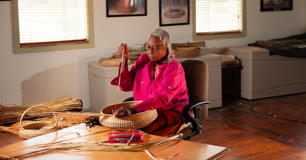 A Basket Maker Keeping Alive, and Reinventing, an Ancestral Craft