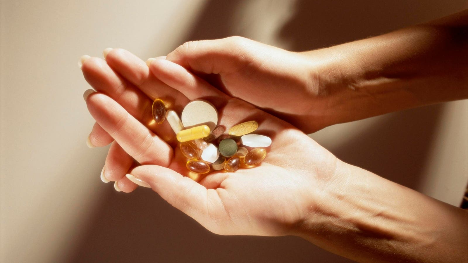 Daily Multivitamins Won’t Help You Live Longer, Study Suggests