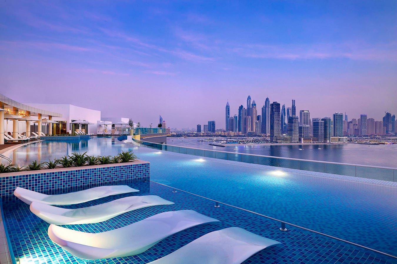 Why The New NH Collection Dubai The Palm Is Perfect For Budget Travel