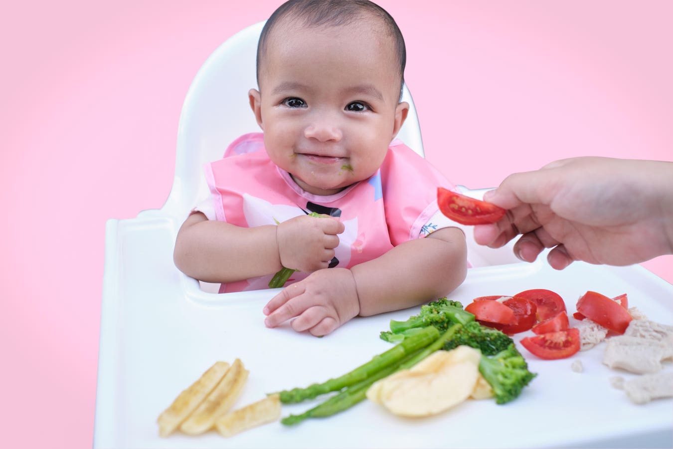 Baby-Led Weaning May Have Advantages In Growth Over Traditional Methods