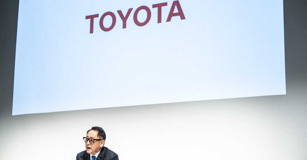 Akio Toyoda, Toyota’s Chairman, Defends His Hands-On Role