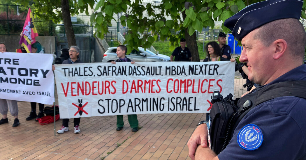 French Court Strikes Down Ban of Israeli Companies at Arms Show
