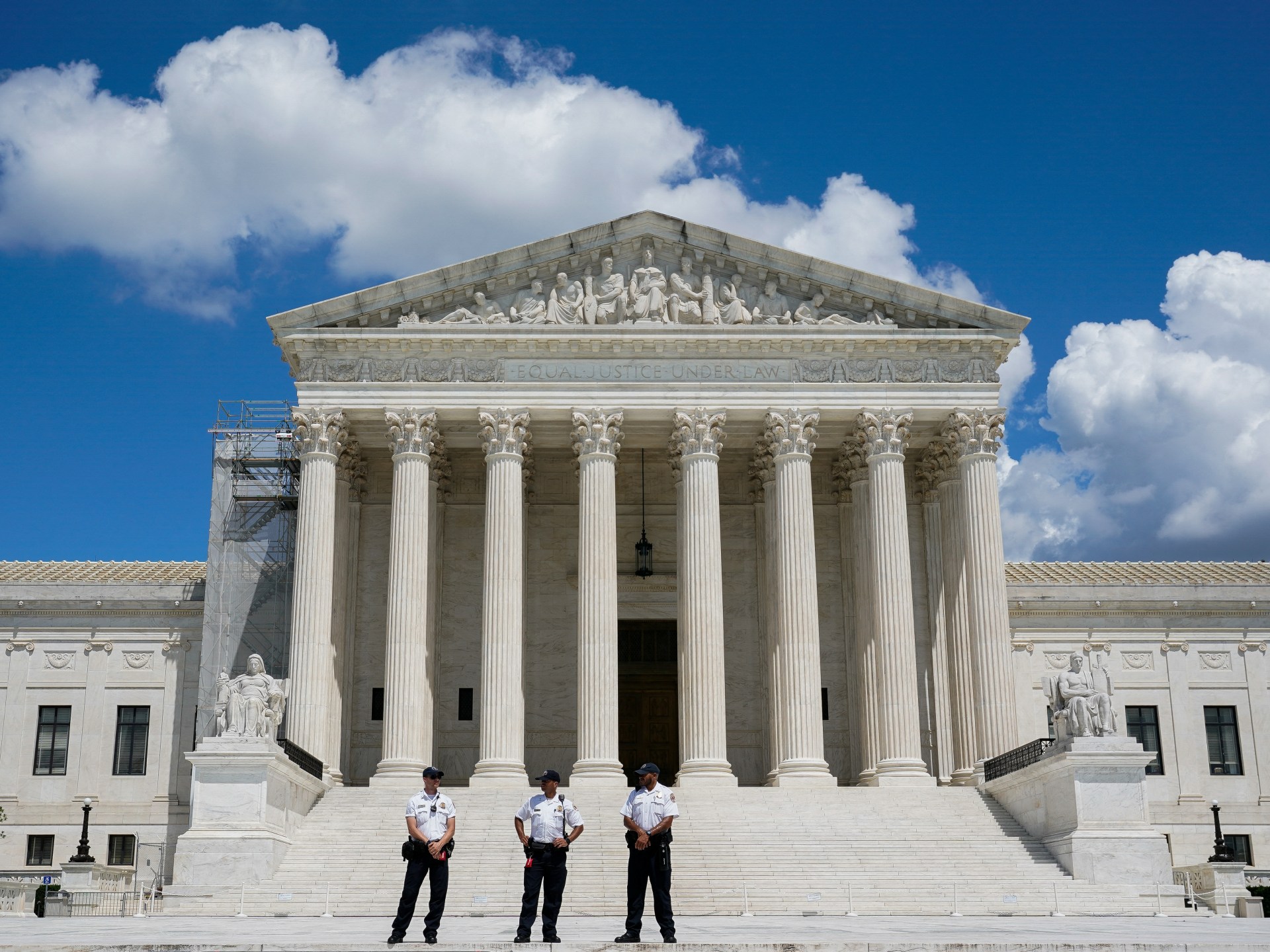 US Supreme Court weakens federal regulators in boost for business | Business and Economy News