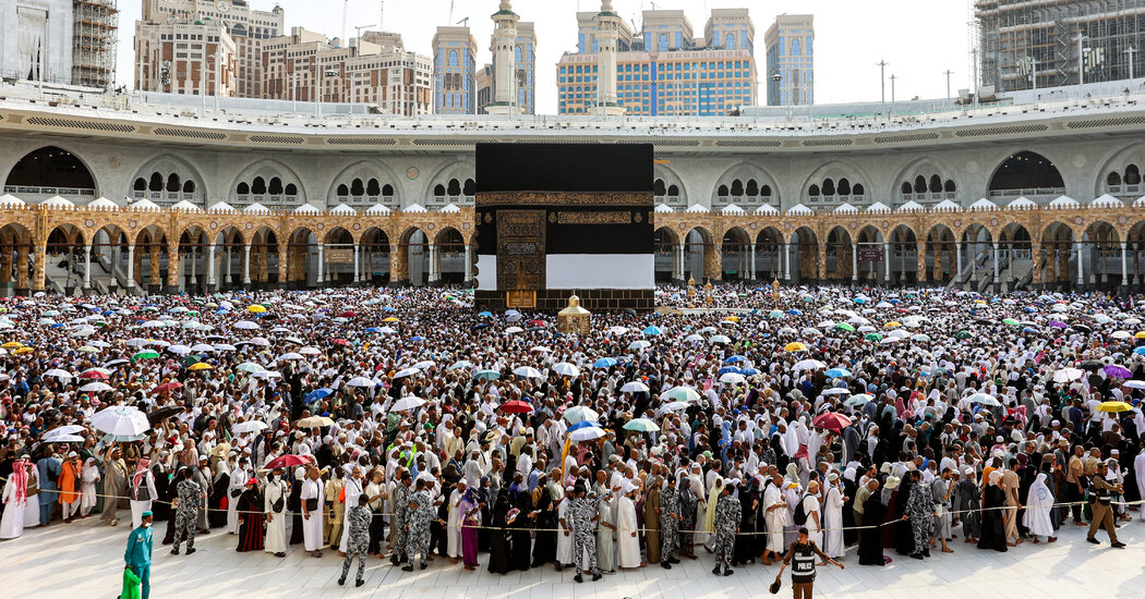 Hajj Pilgrimage Death Toll Climbs Into the Hundreds