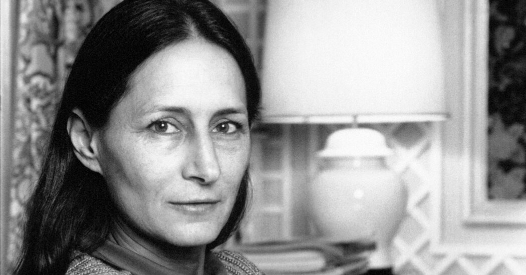 Yael Dayan, Israeli Writer, Politician and Daughter of War Hero, Dies at 85