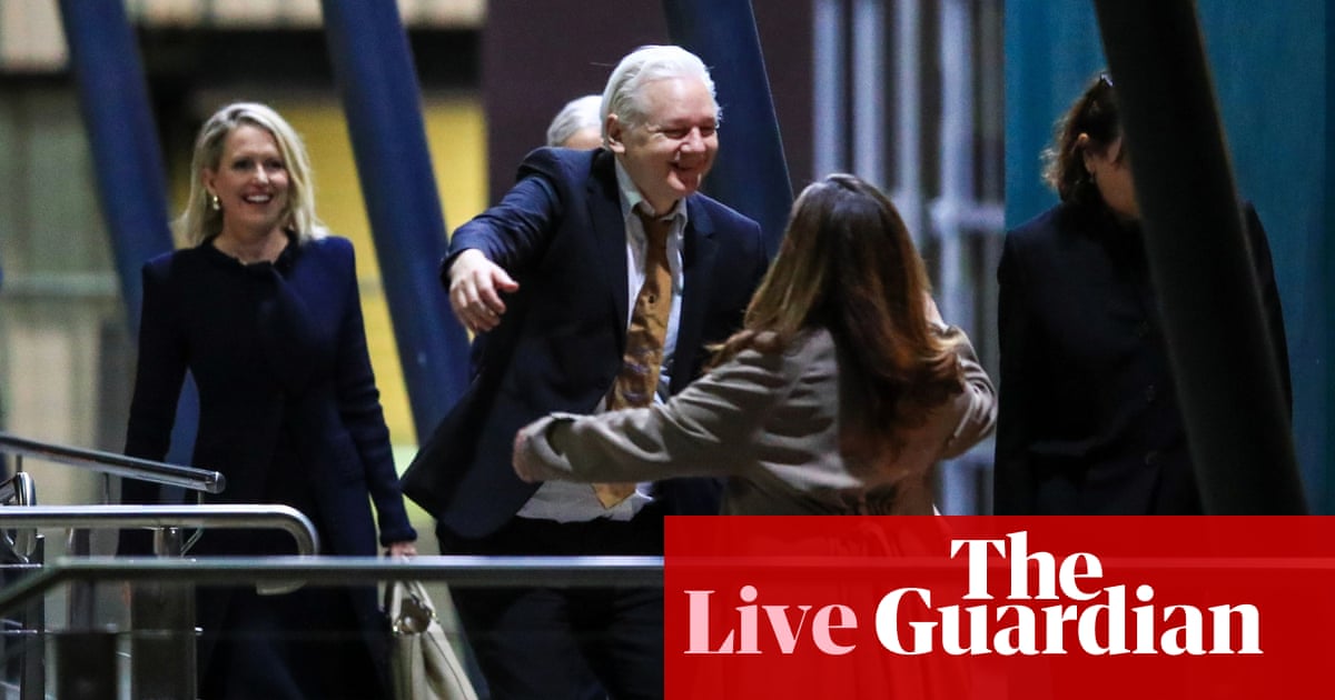 Australia politics live: Simon Birmingham says PM’s call to Assange not ‘appropriate’; bird flu in ACT linked to NSW outbreak | Australia news