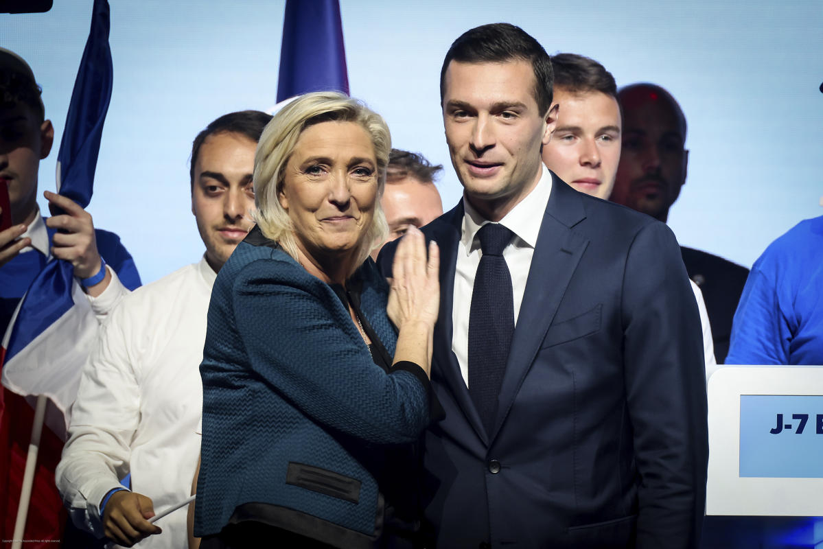 French far-right leader Le Pen questions president's role as army chief ahead of parliament election