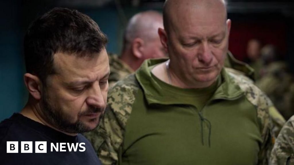 Zelensky sacks top general accused of incompetence