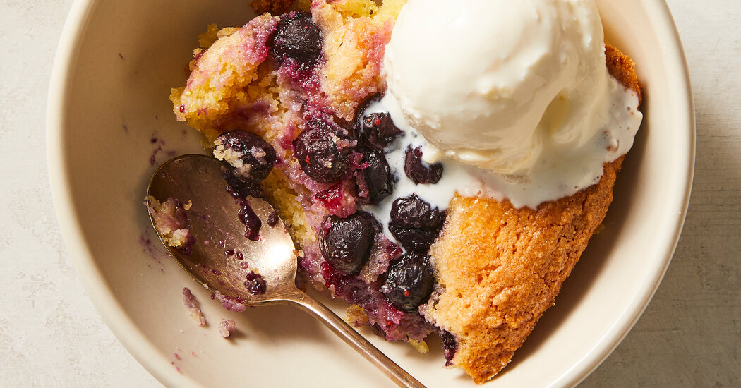 How to Make the Best Berry Cake