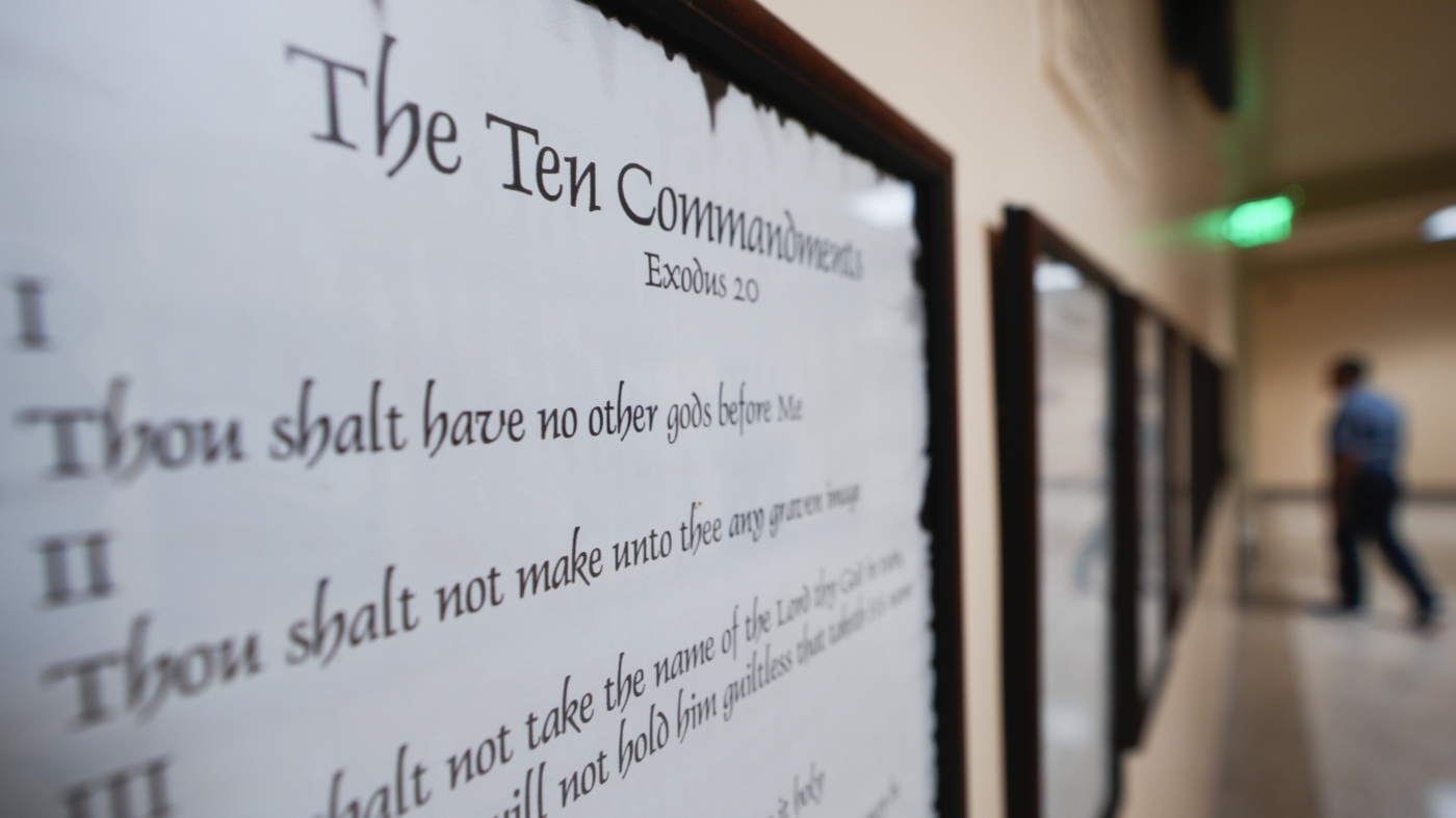 How will Louisiana's Ten Commandments classroom requirement be funded and enforced? : NPR