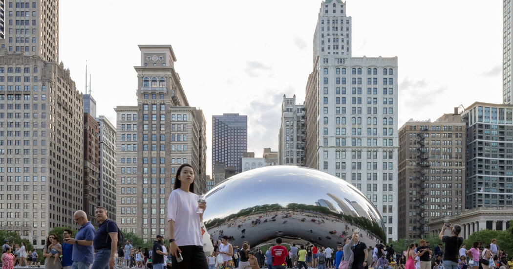 Exploring Chicago on a Budget