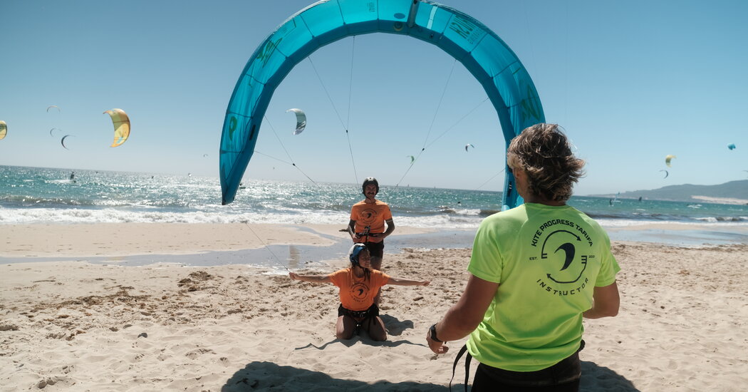 6 Places Where Beginners Can Learn to Kiteboard