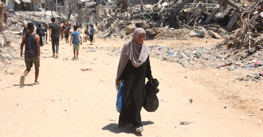 Gaza City Neighborhood Left in Ruins After Israeli Troops Withdraw