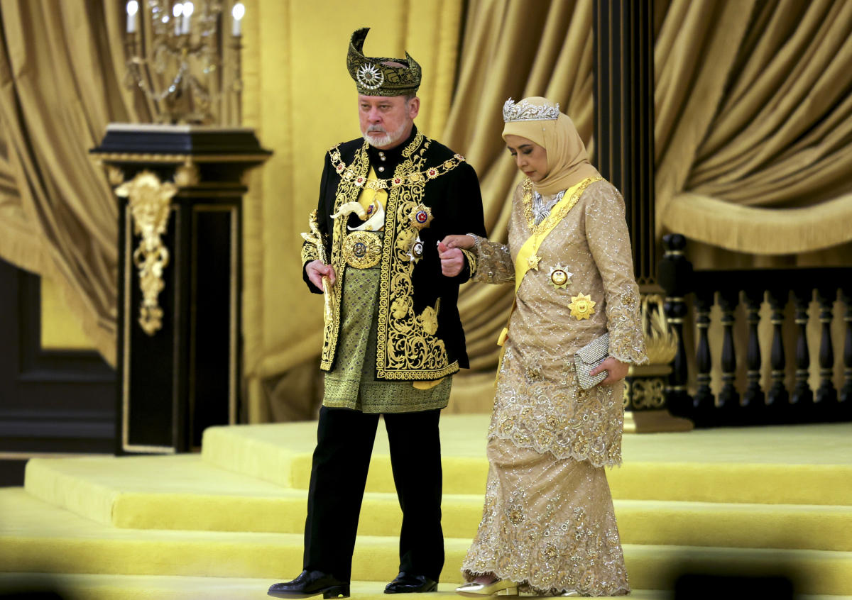 Malaysia honors a new king in coronation marked by pomp and cannon fire