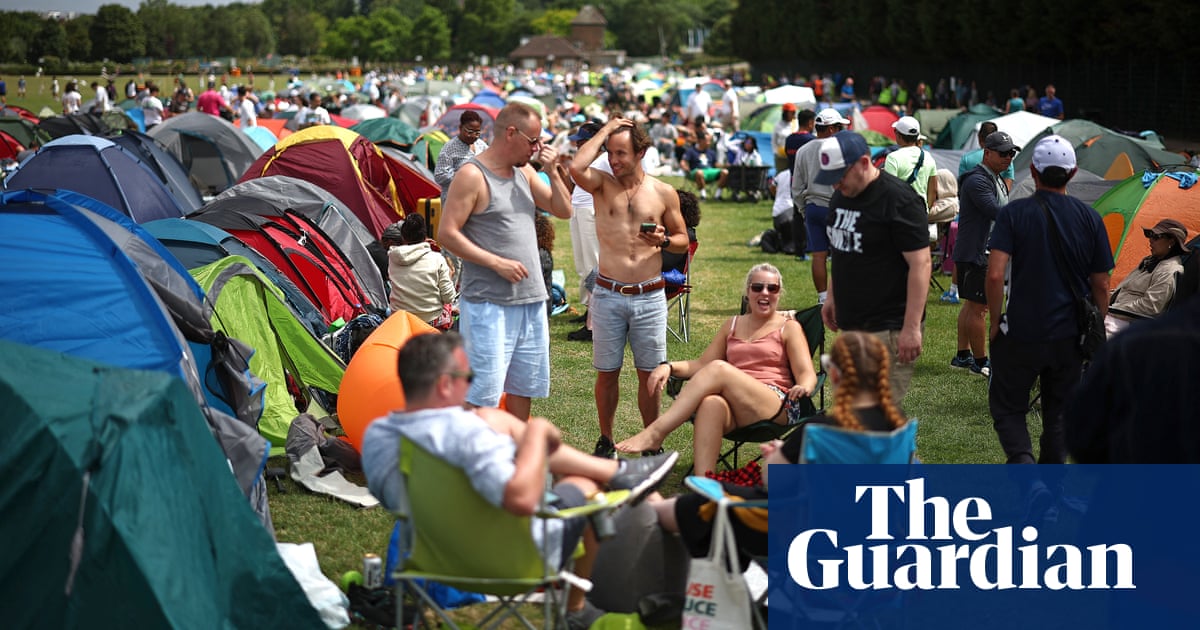 Fans camp out for tickets to see Andy Murray ‘one last time’ at Wimbledon | London