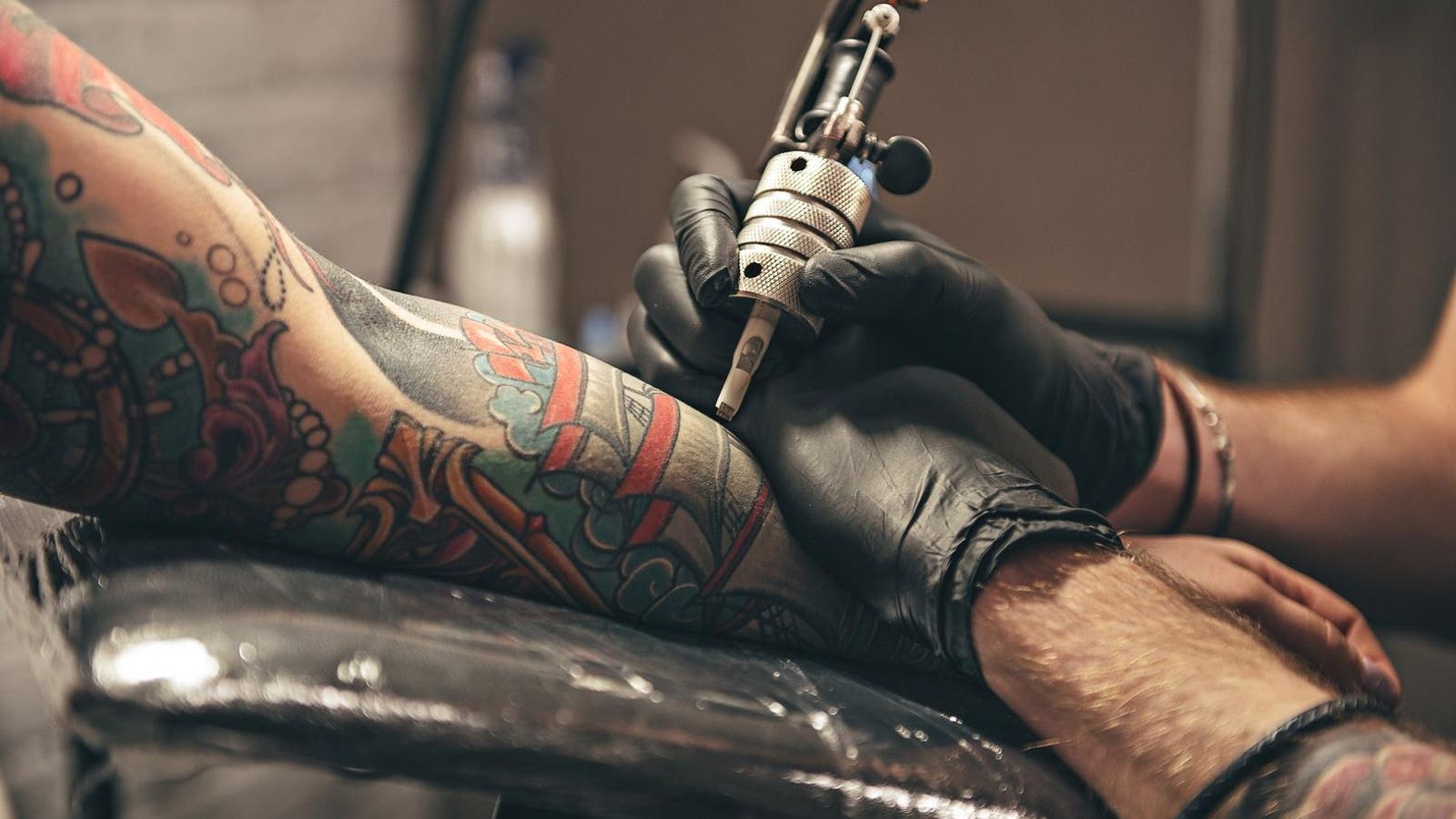 Bacteria Found In Several Tattoo Ink Brands, Study Suggests