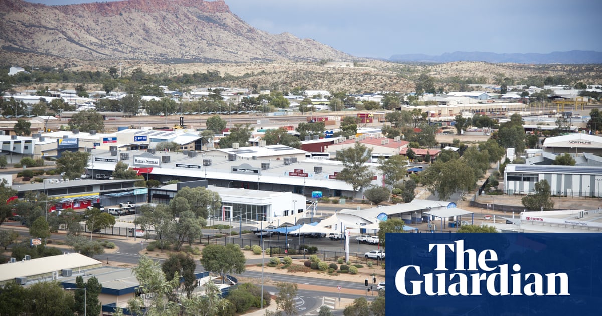 Alice Springs problems ‘a long time in the making’, Linda Burney says after first night of curfew | Alice Springs