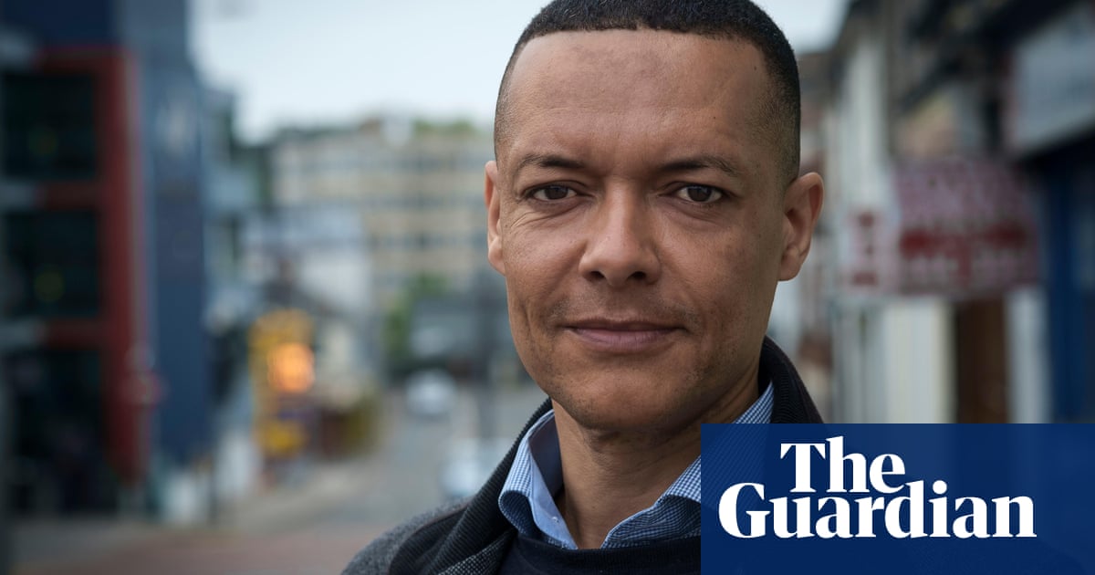 Anti-monarchy Labour MP has to retake oath after omitting part of it as protest | Clive Lewis