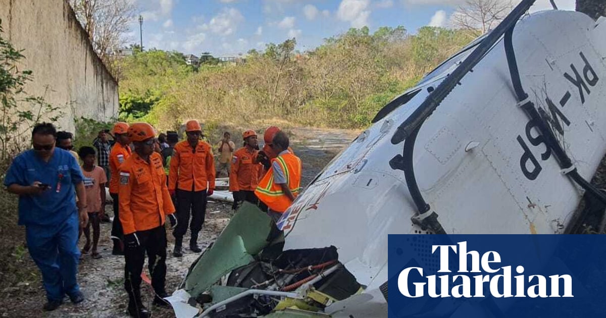 Two Australians and three Indonesians survive helicopter crash in Bali, officials say | Bali