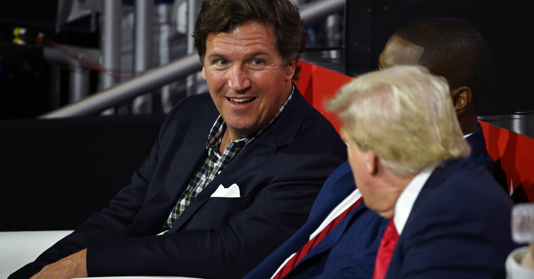 Tucker Carlson, Ousted by Fox, Roars Into Milwaukee as a Top Trump Ally