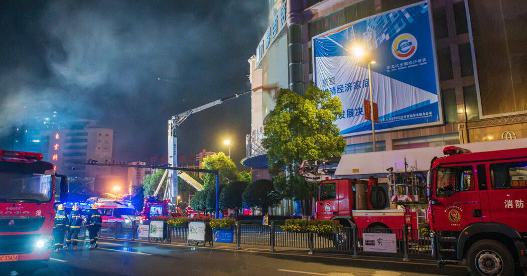 Fire at Shopping Mall in Southwestern China Kills 16