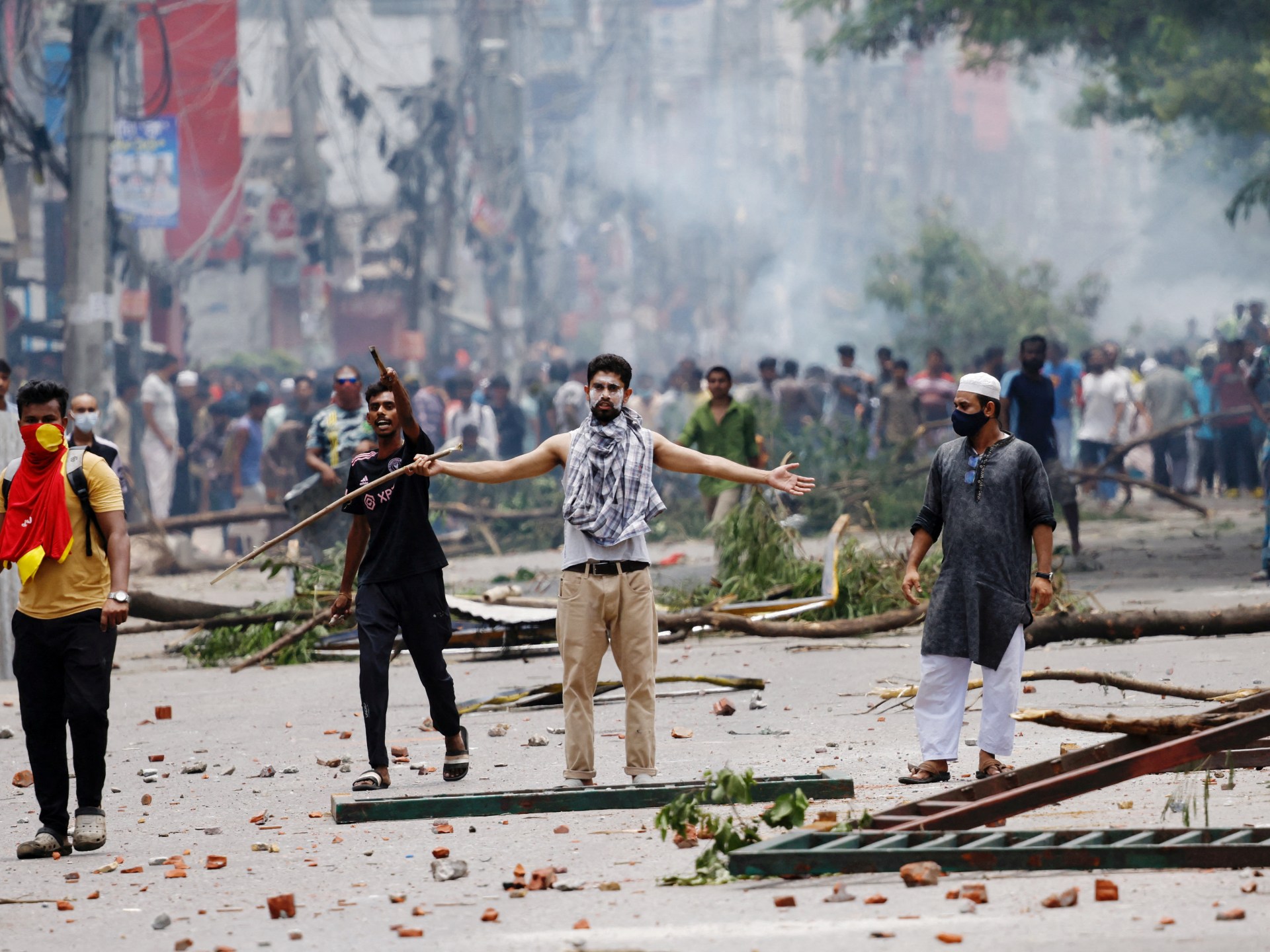 Bangladesh imposes curfew, deploys army as job quota protests continue | Protests News