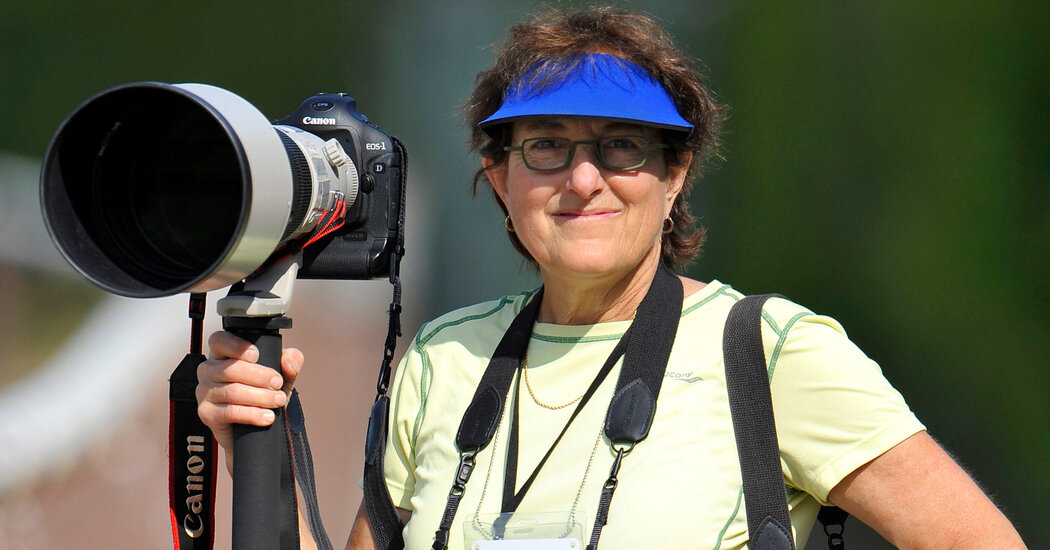 Kathy Willens, Photojournalist Seemingly Everywhere, Is Dead at 74