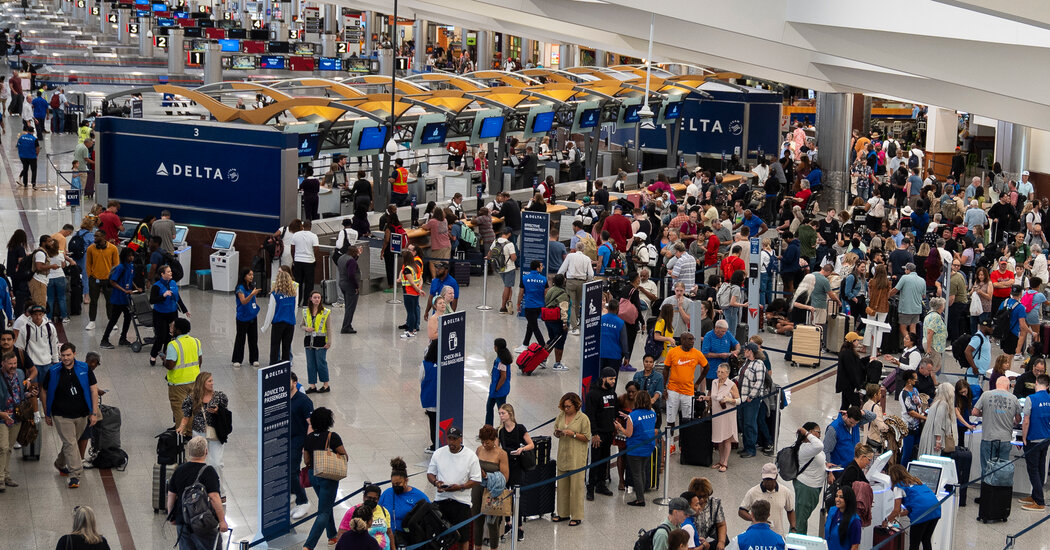 Delta Won’t Let Minors Fly Unaccompanied in Wake of Outage