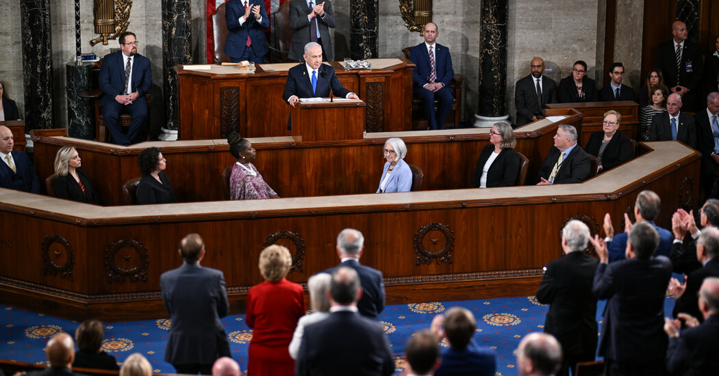 Israelis Contrast Netanyahu’s Speech in Congress With Grim Reality at Home
