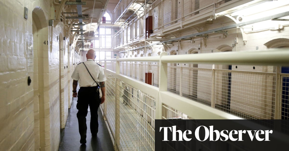 Fears UK prisons face ‘collapse’ as they could be full before early release scheme begins | Prisons and probation