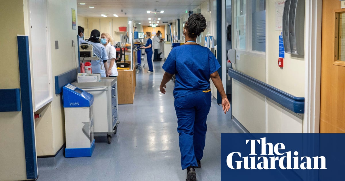 Patients left in pain and to die alone amid NHS nurse shortages, survey finds | Royal College of Nursing