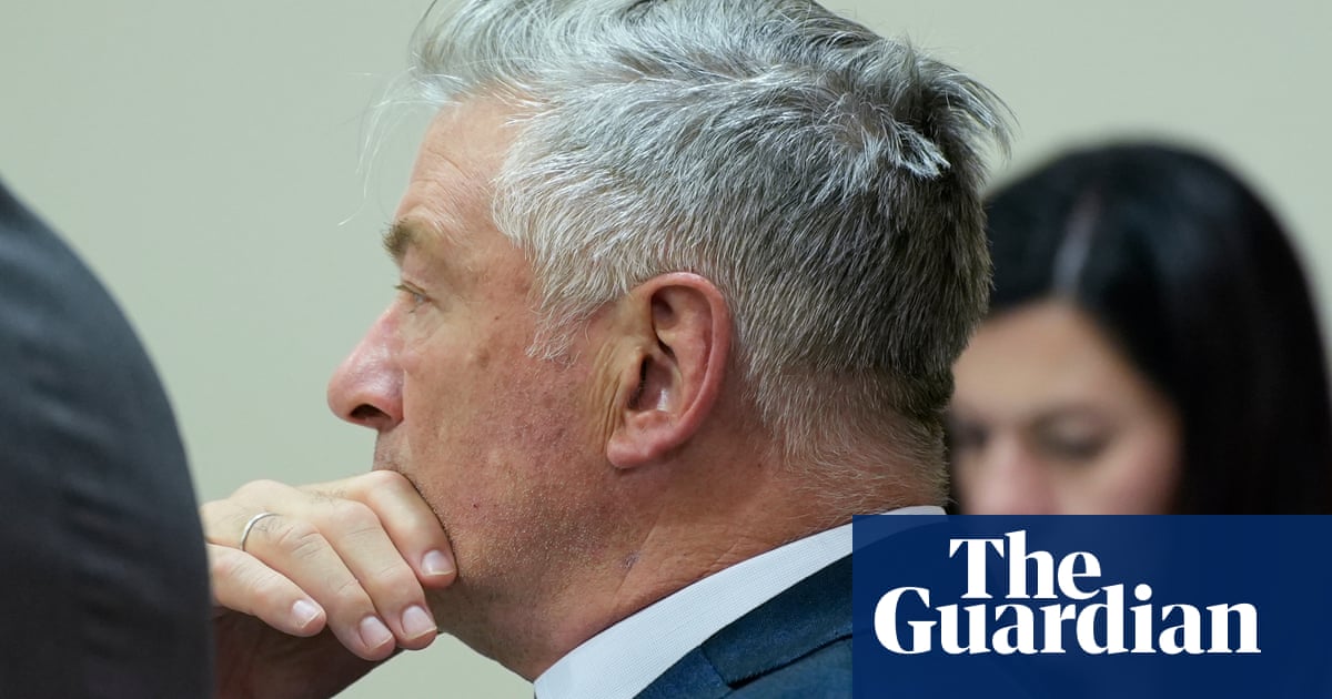 Alec Baldwin trial: judge mulls dismissal after claim that state withheld evidence | Rust film set shooting