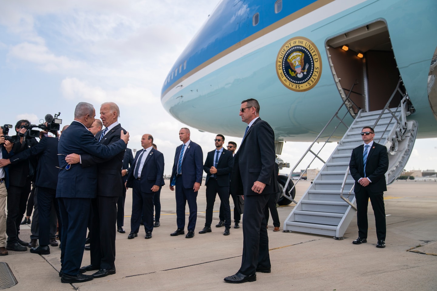 Netanyahu comes to Washington as Biden plummets and Trump soars