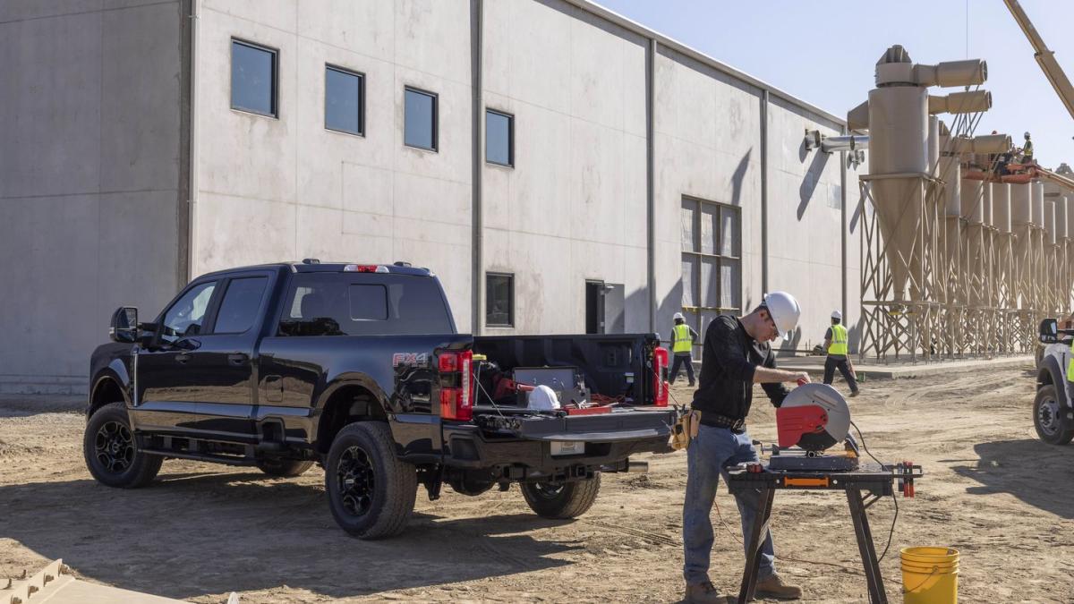 Ford Super Duty Could Get Multi-Energy Tech—Perhaps Even a Hybrid