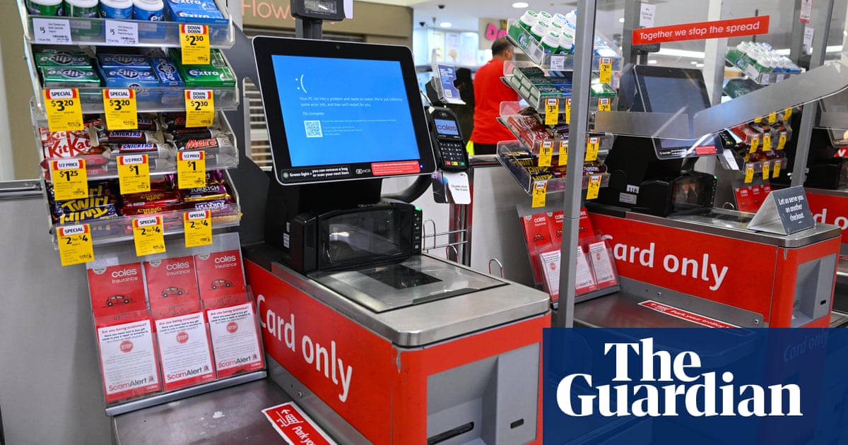 Microsoft IT outage: Australian airlines, banks and supermarkets begin return to normal operations | Business