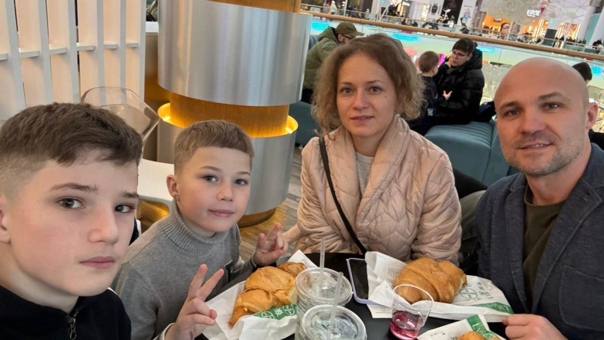Ukrainian family flee to UK for second time