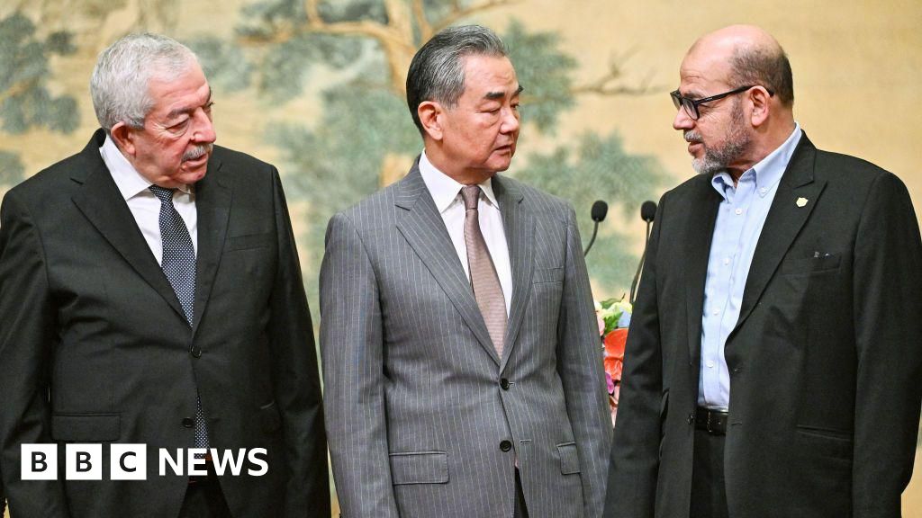 China seeks to unite Palestinian factions with unity deal