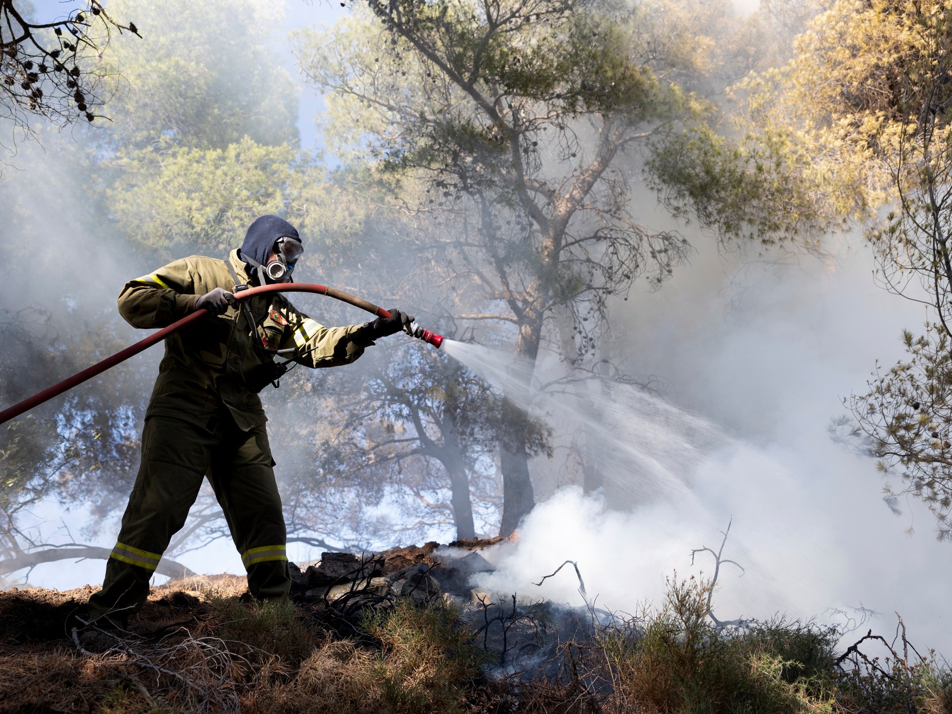 Greek firefighters battle ‘dangerous’ wildfires over weekend | Climate Crisis News