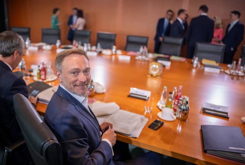 Christian Lindner, German Minister of Finance, attends the Federal Cabinet meeting in the German Chancellery. Michael Kappeler/dpa