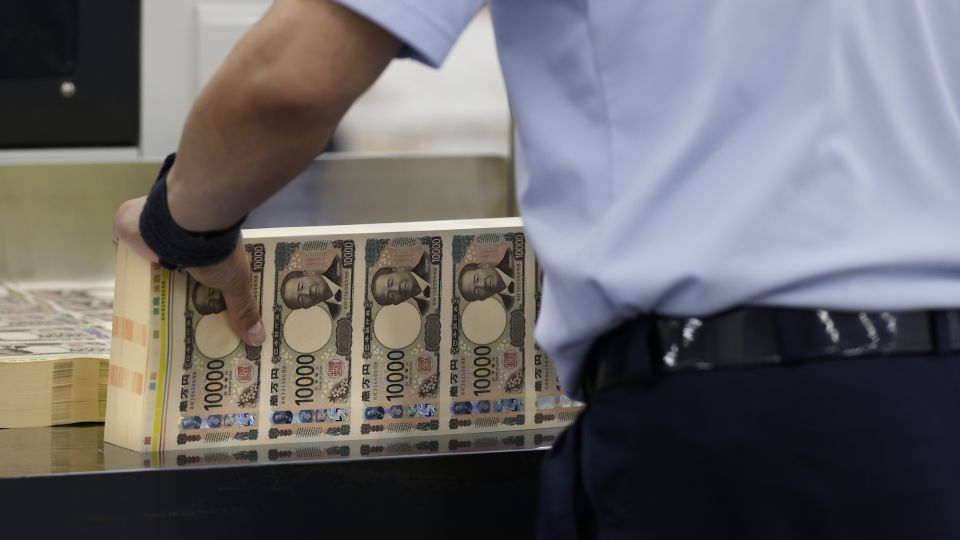 How Japan’s newest yen note came from the Nepali mountains
