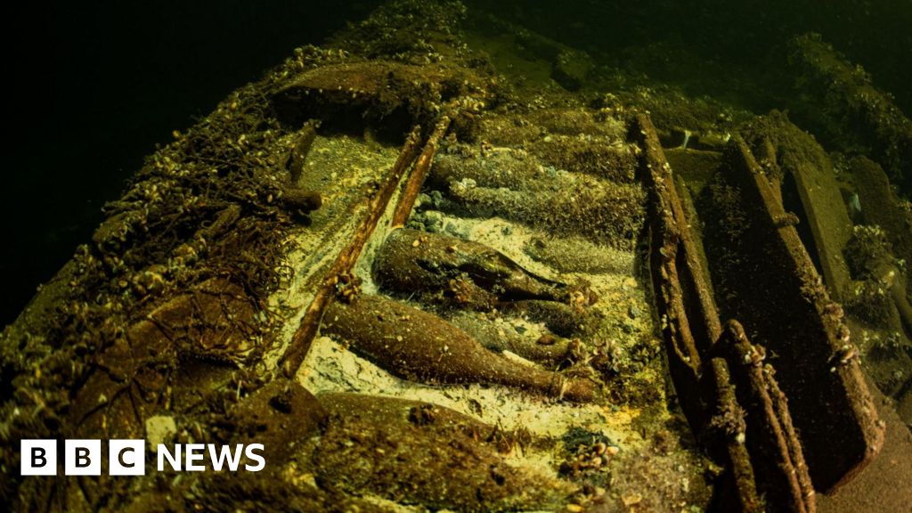 100 bottles of champagne found in 19th Century shipwreck