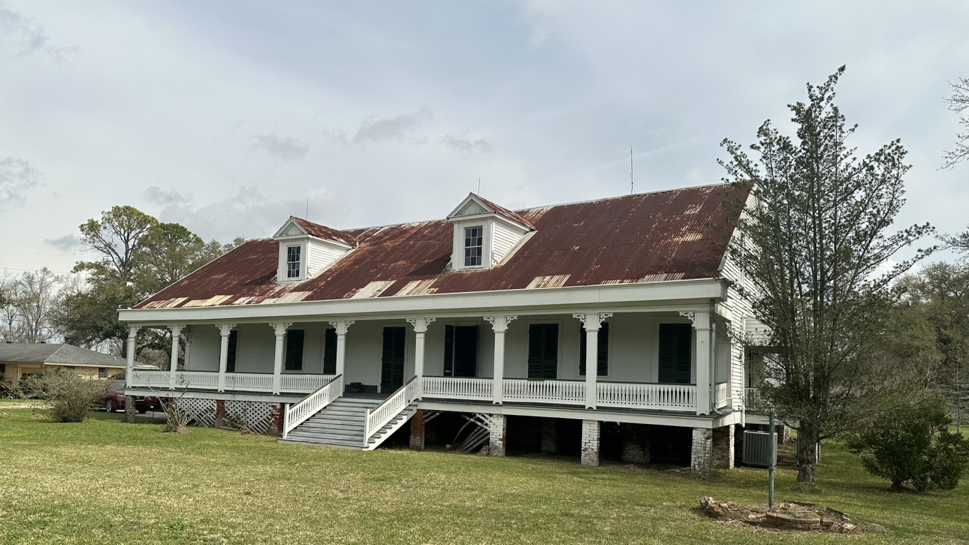 Woodland Plantation house, site of Louisiana slave revolt, under Black ownership : NPR
