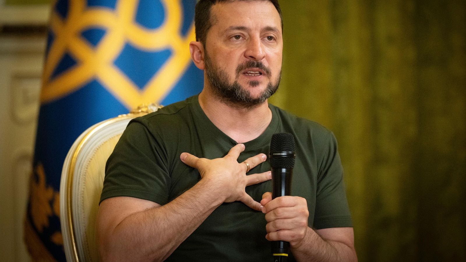 Ukraine needs 25 Patriot air defense systems and more F-16 warplanes, Zelenskyy says