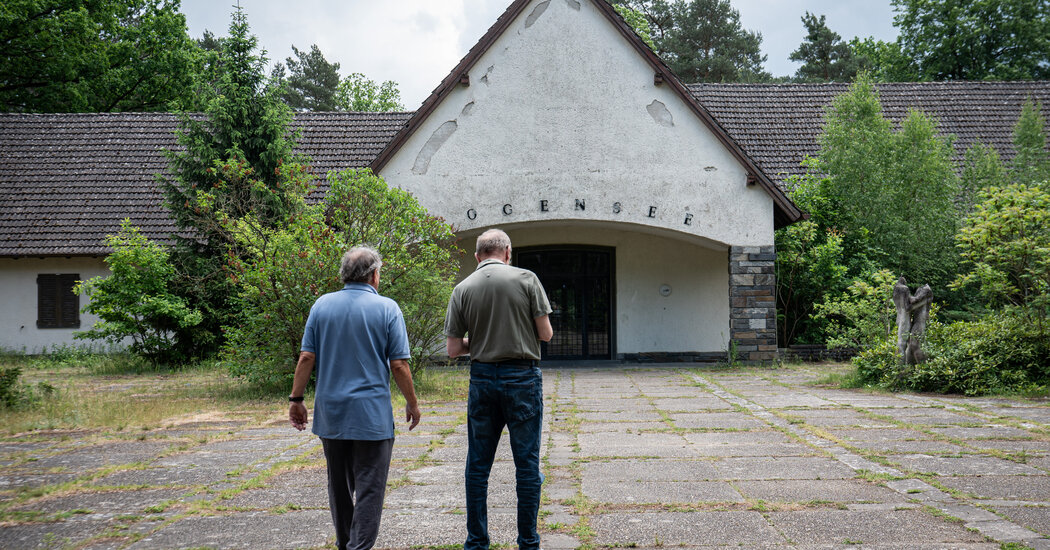 A Nazi Villa So Tainted Berlin Can’t Give It Away